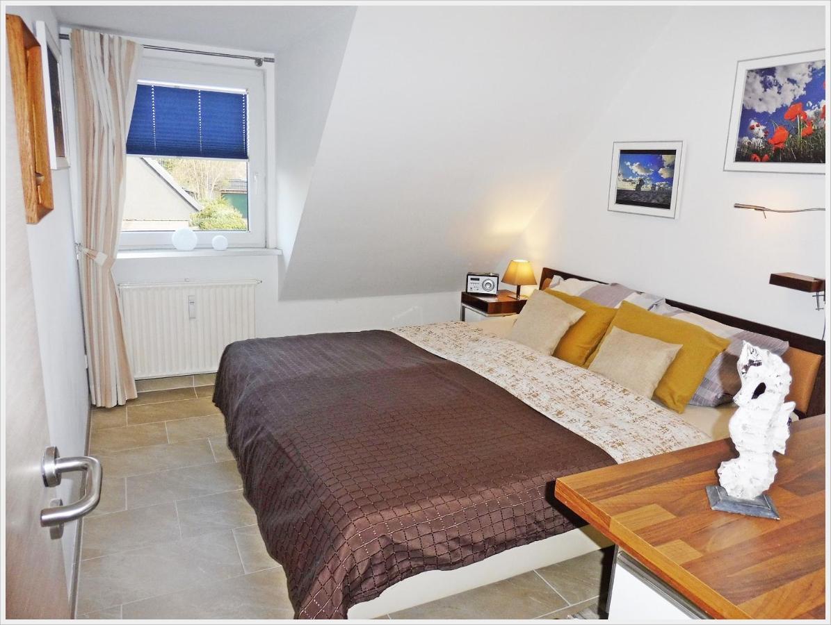 4-zimmer-ferienwohnung Deichwiese In / 3 Schlafzimmer / Garten / 2 - 5 Pers Apartment Westerland