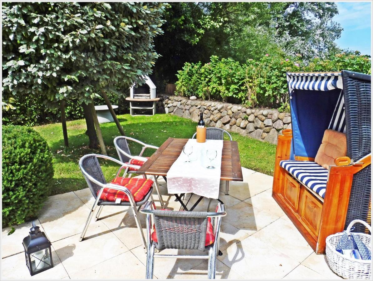 4-zimmer-ferienwohnung Deichwiese In / 3 Schlafzimmer / Garten / 2 - 5 Pers